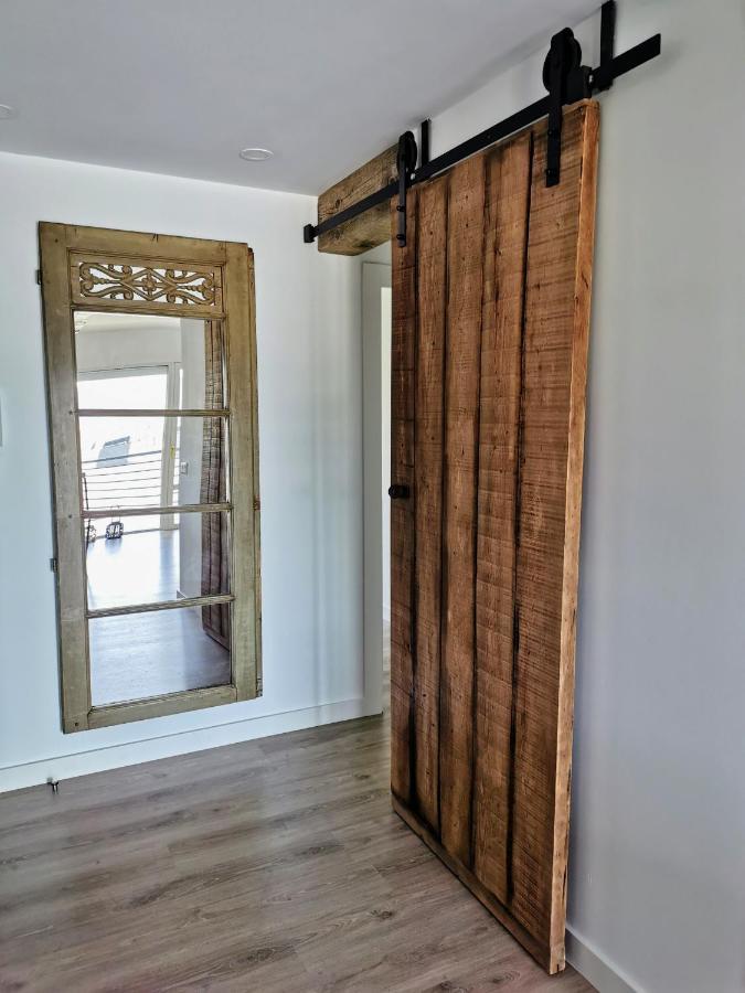 Oroel Apartment Хака Екстериор снимка