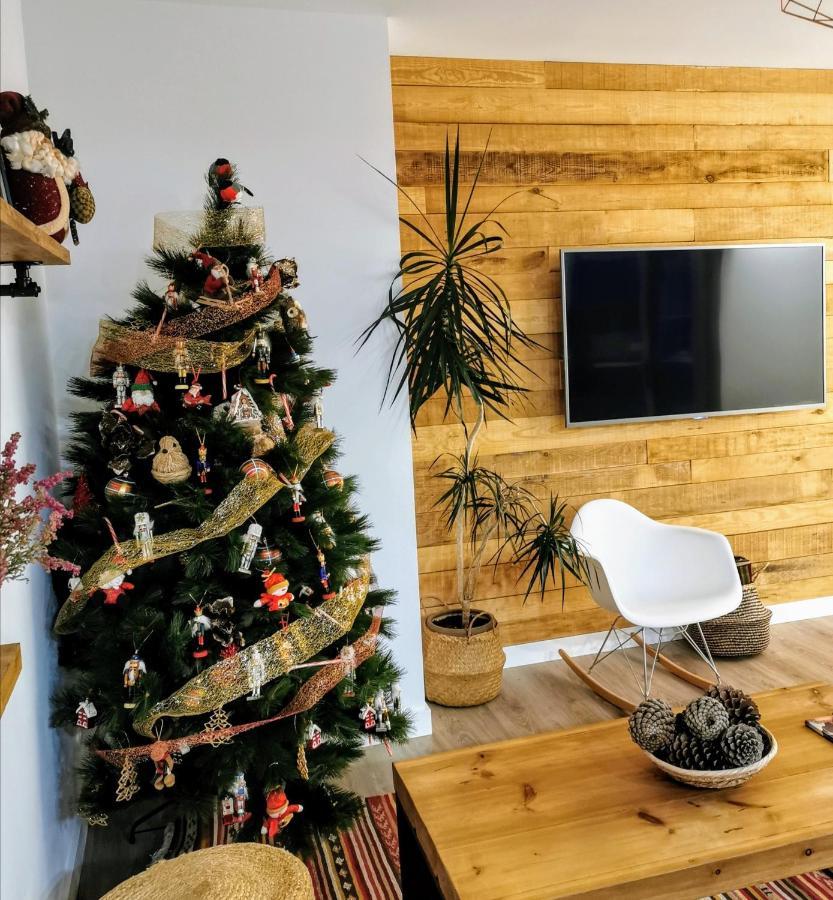 Oroel Apartment Хака Екстериор снимка